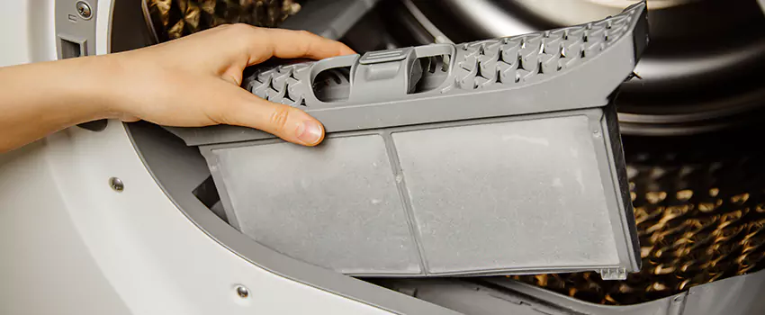 Signs Of A Clogged Dryer Lint Trap in Palm Valley, Florida